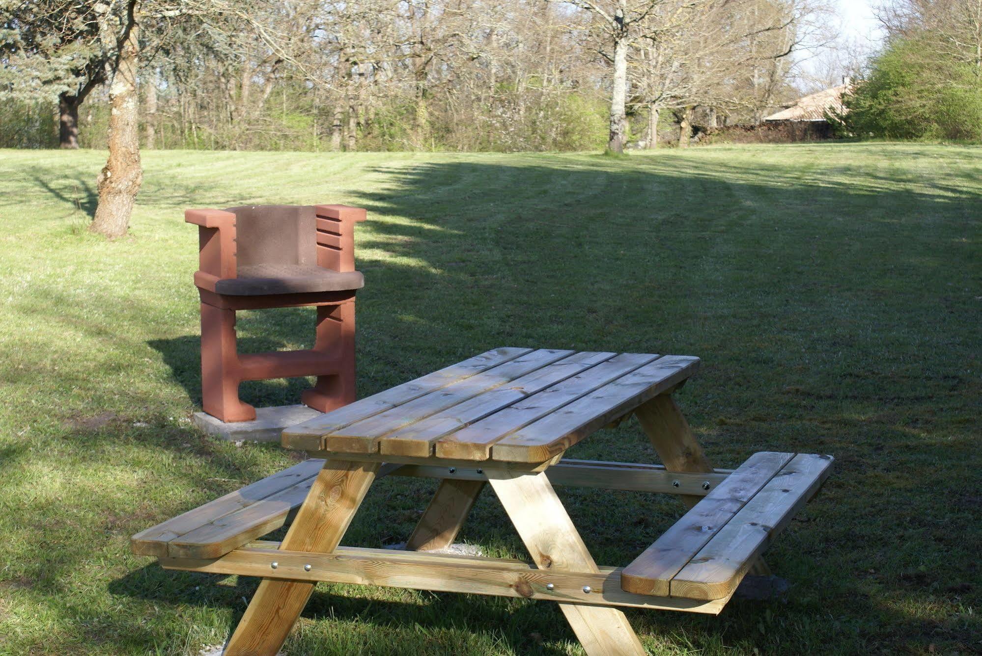 La Forestiere Monclar-de-Quercy Zewnętrze zdjęcie